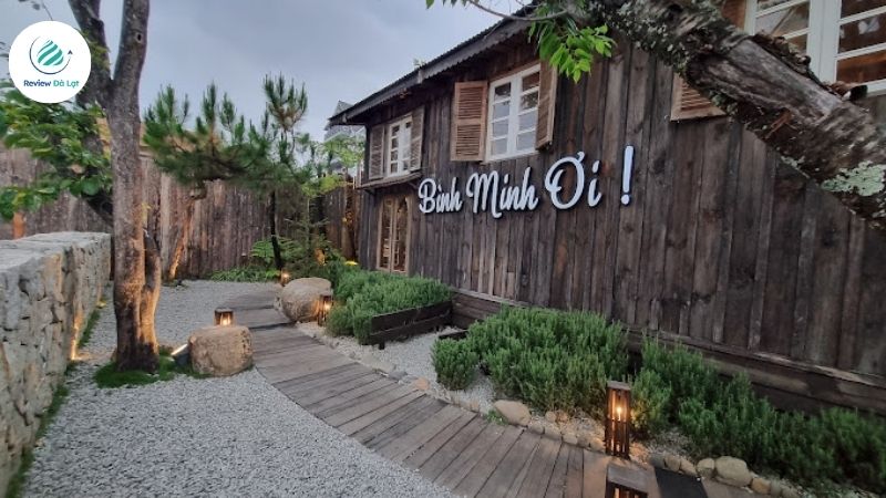 Bình Minh Ơi Đà Lạt – Quán cà phê mang nét hoài cổ mộc mạc