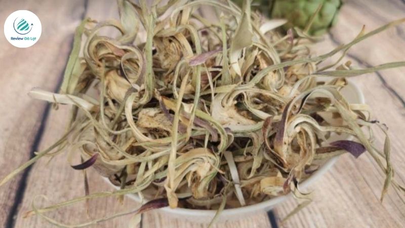 Cất giữ atiso khô ở nơi khô ráo