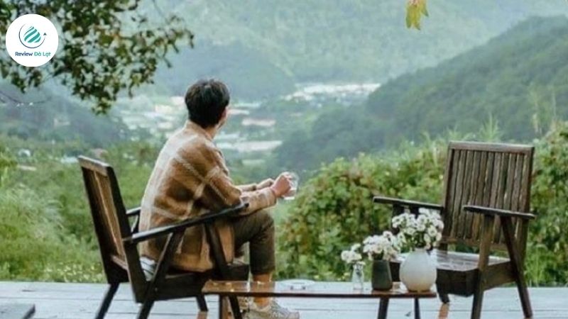 Cùng ghé thăm những quán cafe xinh xắn ẩn mình giữa núi rừng xanh mướt