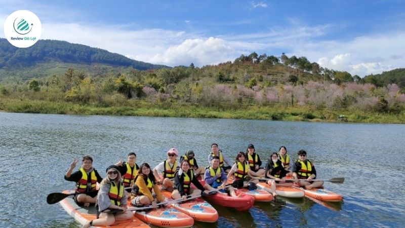 Hồ Tuyền Lâm là địa điểm “quốc dân” của dân mê SUP và kayak