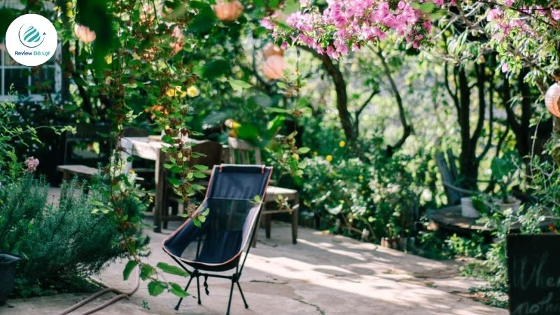 Khung cảnh xanh ngát với cây cỏ tại Thung Ca Homestay