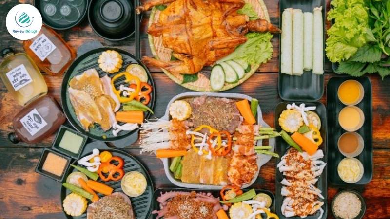 Thưởng thức một số món ăn nổi tiếng gần Mây Homestay