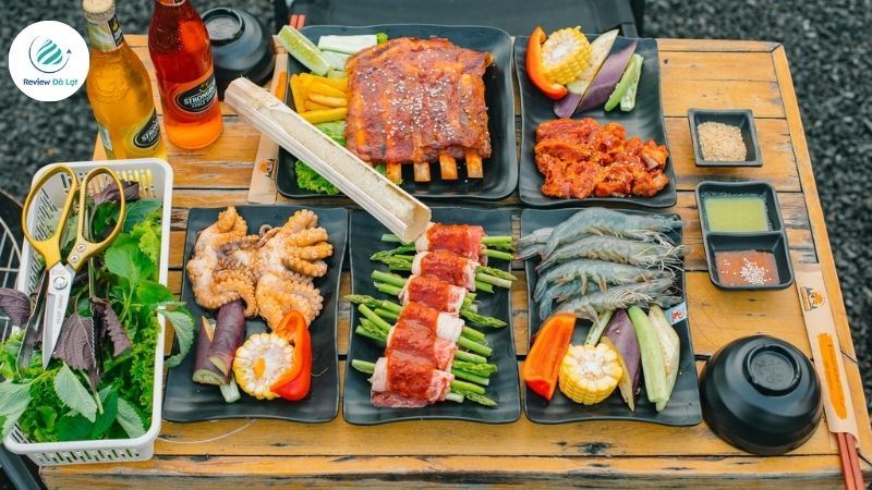 tiệm cà phê Chạng Vạng