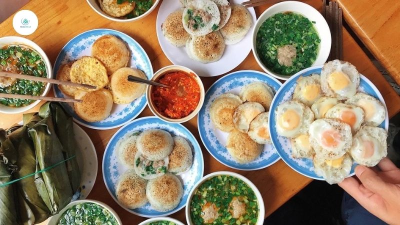 Bánh căn Nhà Chung