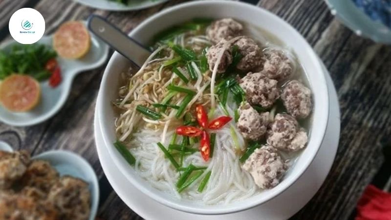 Bún mọc Bà Năm