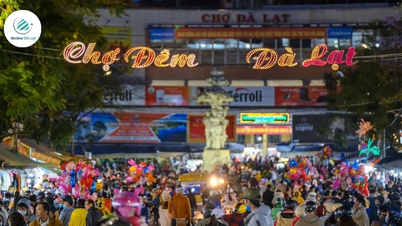 Chợ đêm Đà Lạt