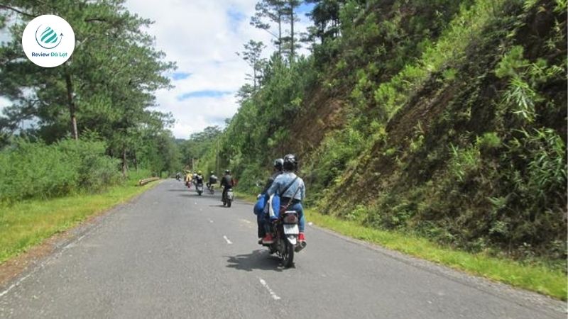 Xe khỏe, hành lý gọn gàng và đủ đồ dùng cá nhân là yếu tố sống còn cho chuyến đi