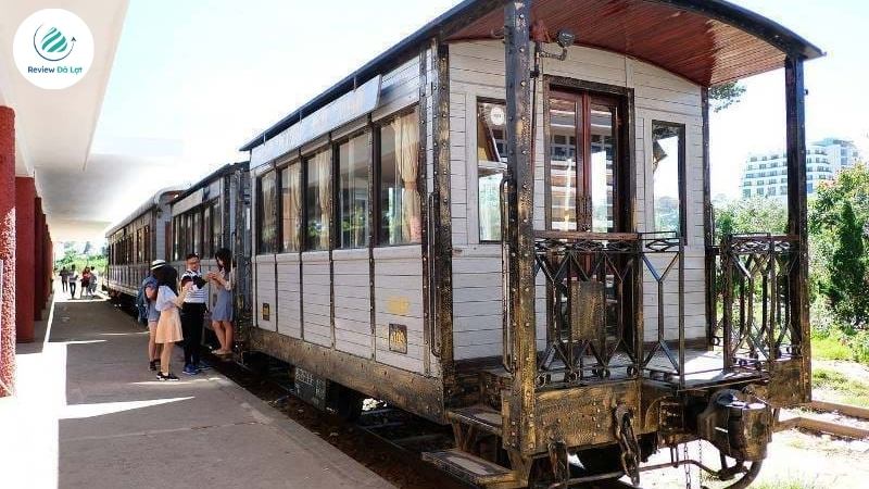 Khám phá hành trình hoài cổ trên chuyến Tàu Cổ Đà Lạt