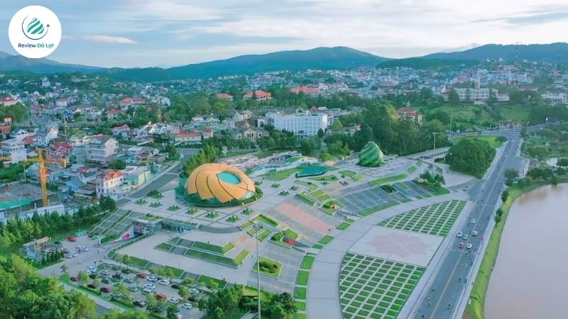 Một trong những địa điểm du lịch gần trung tâm Đà Lạt không thể bỏ qua!