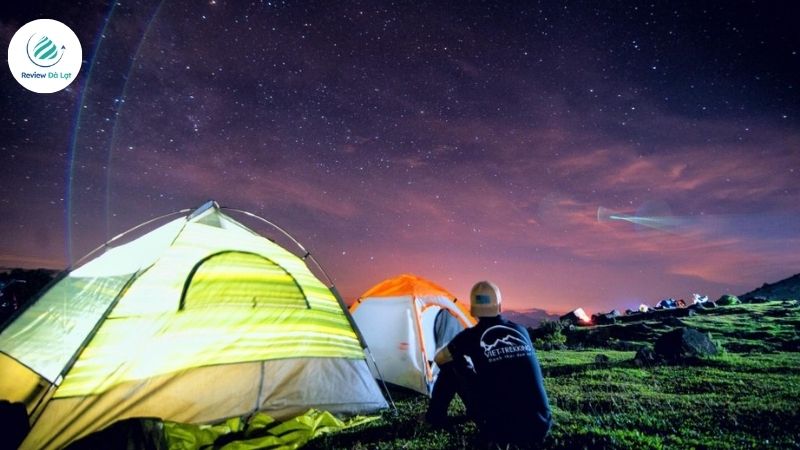 Chiêm ngưỡng khung cảnh hùng vĩ tại núi Langbiang