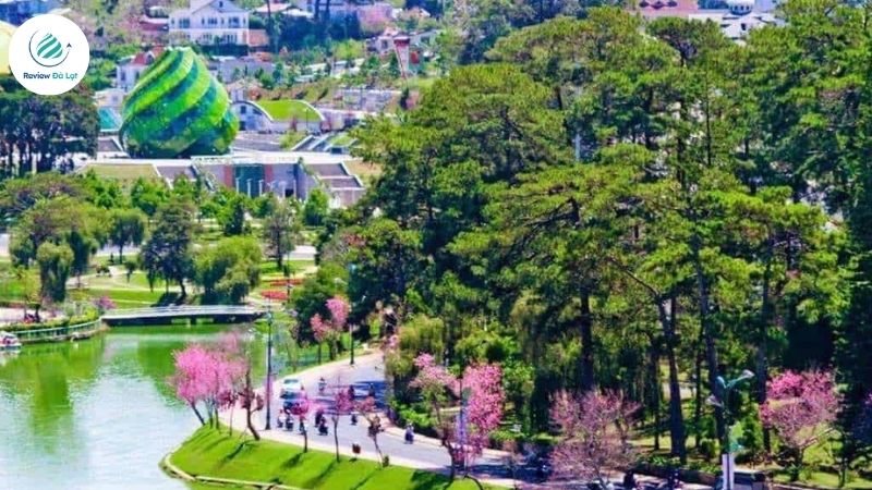 Những lưu ý khi đến tham quan hồ Xuân Hương