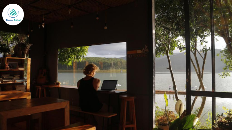 The Lake House Dalat - Homestay tại Đà Lạt view hồ cực chill