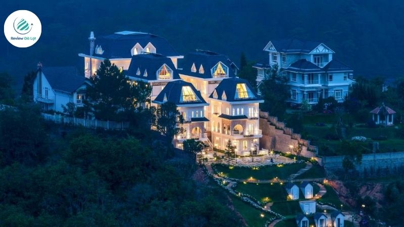 Dalat De Charme Village