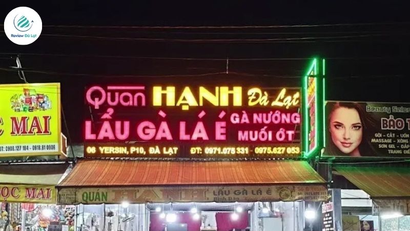 Lẩu gà lá é Hạnh được nhiều thực khách ưa thích