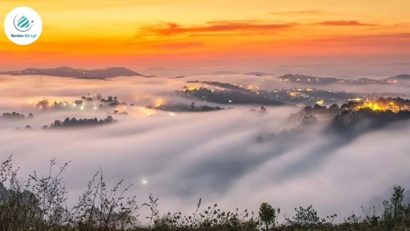 Địa điểm ngắm hoàng hôn Đà Lạt: Đồi Robin