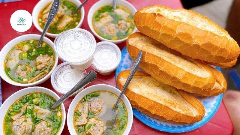 Bánh Mì Xíu Mại Hoàng Diệu