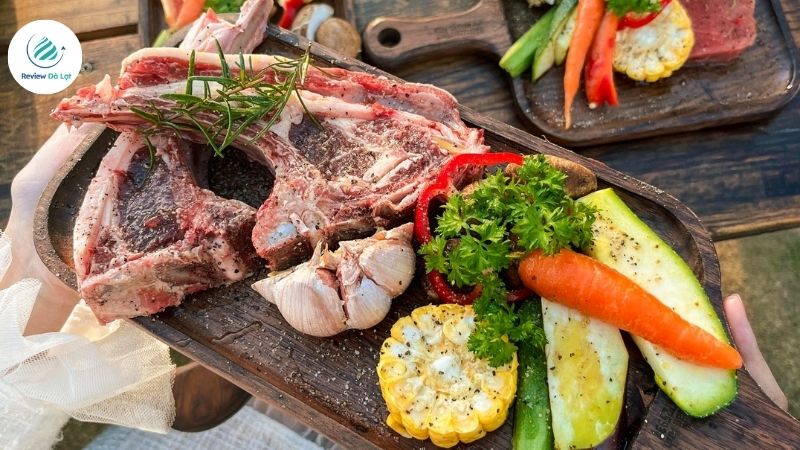 Menu và món ăn đặc trưng tại Tiệm Nướng Thương Thương